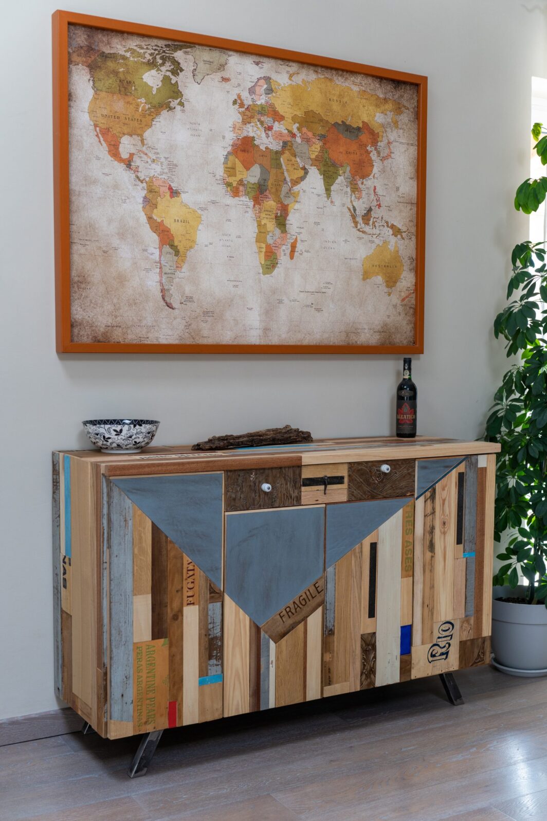 Credenza artigianale realizzata con legno di recupero MONDO - immagine 6